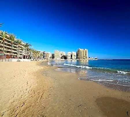 アパートホテル Costa Blanca トレビエハ